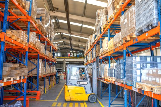 Packing and warehouse logistics